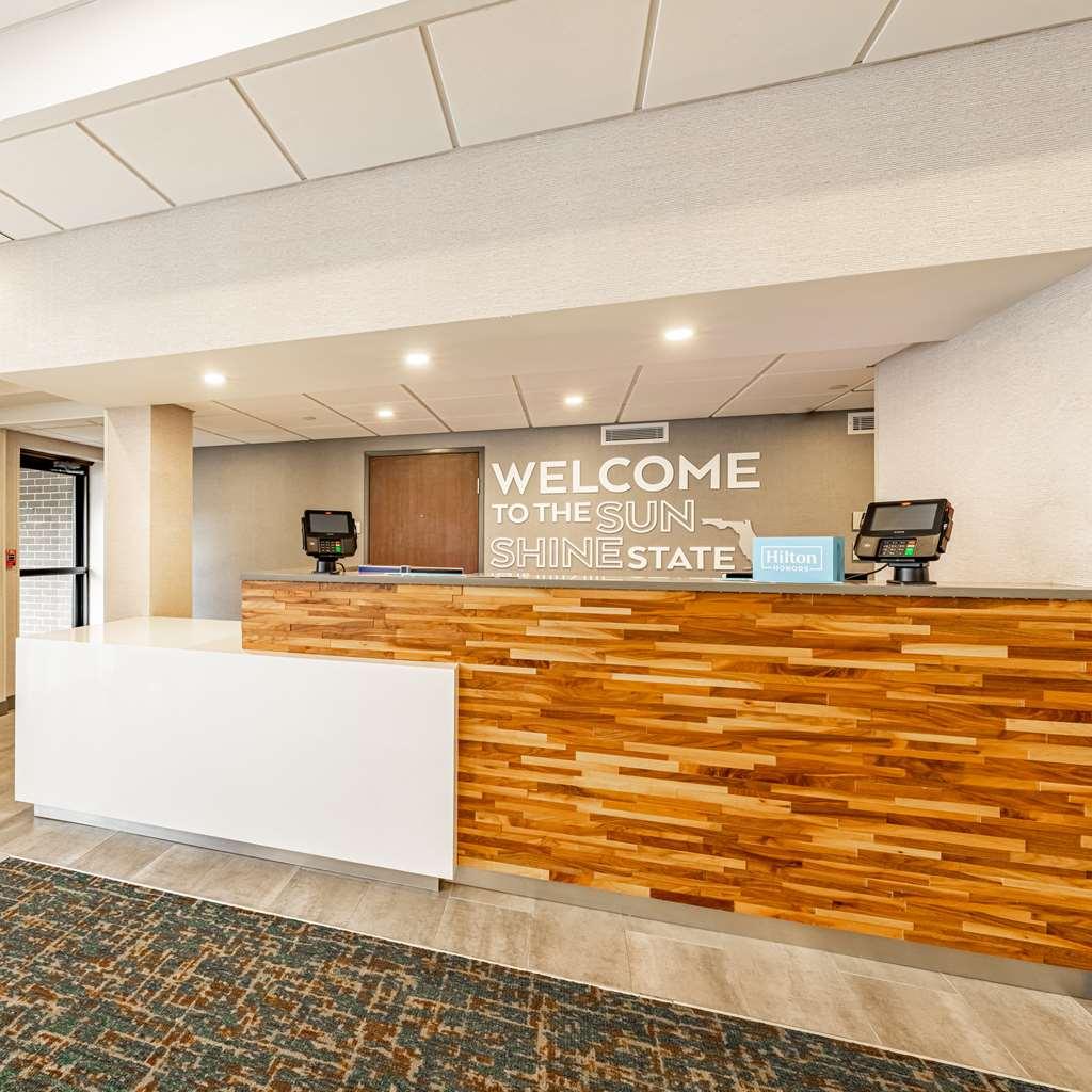 Hampton Inn Gainesville Exterior photo