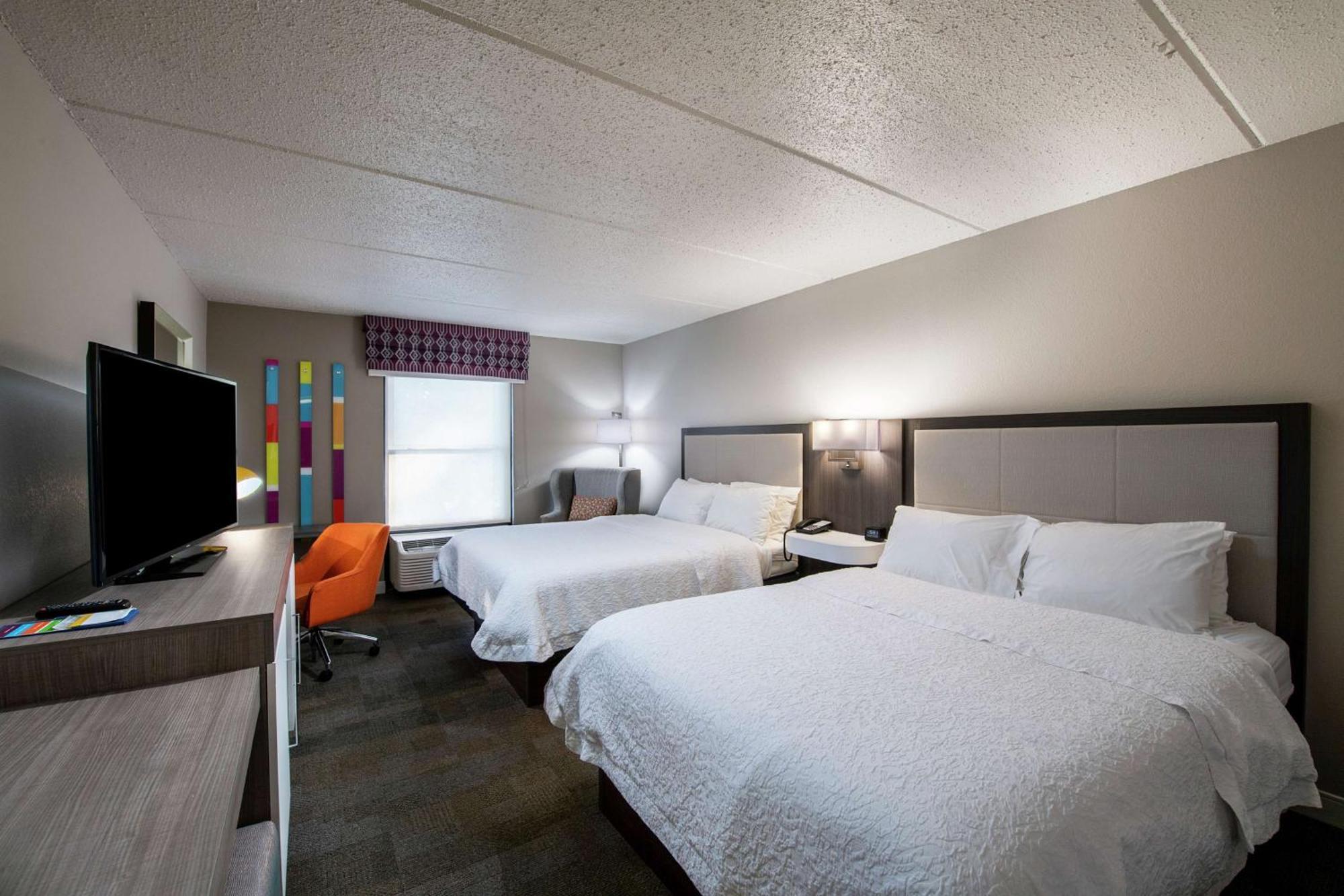 Hampton Inn Gainesville Exterior photo